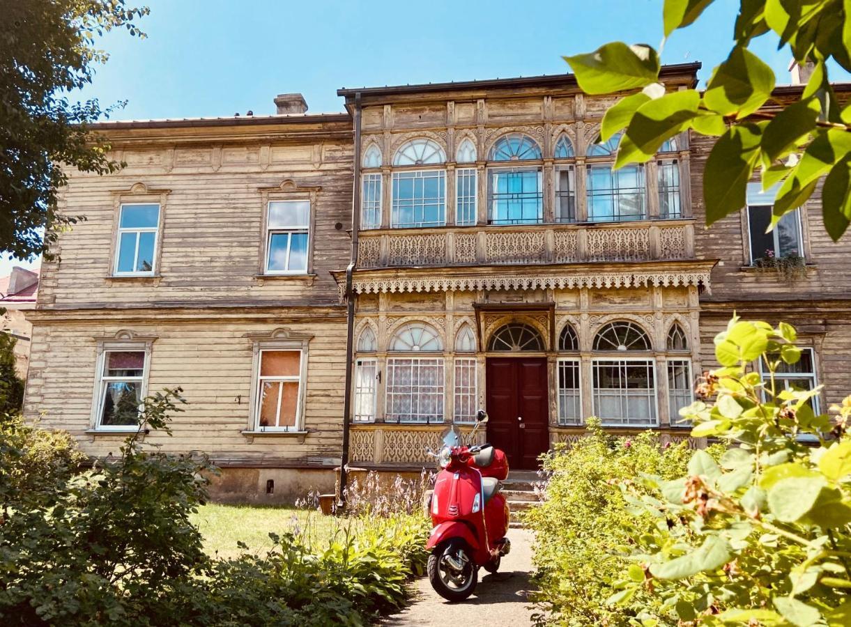 Olive Apartment Liepaja Exterior photo