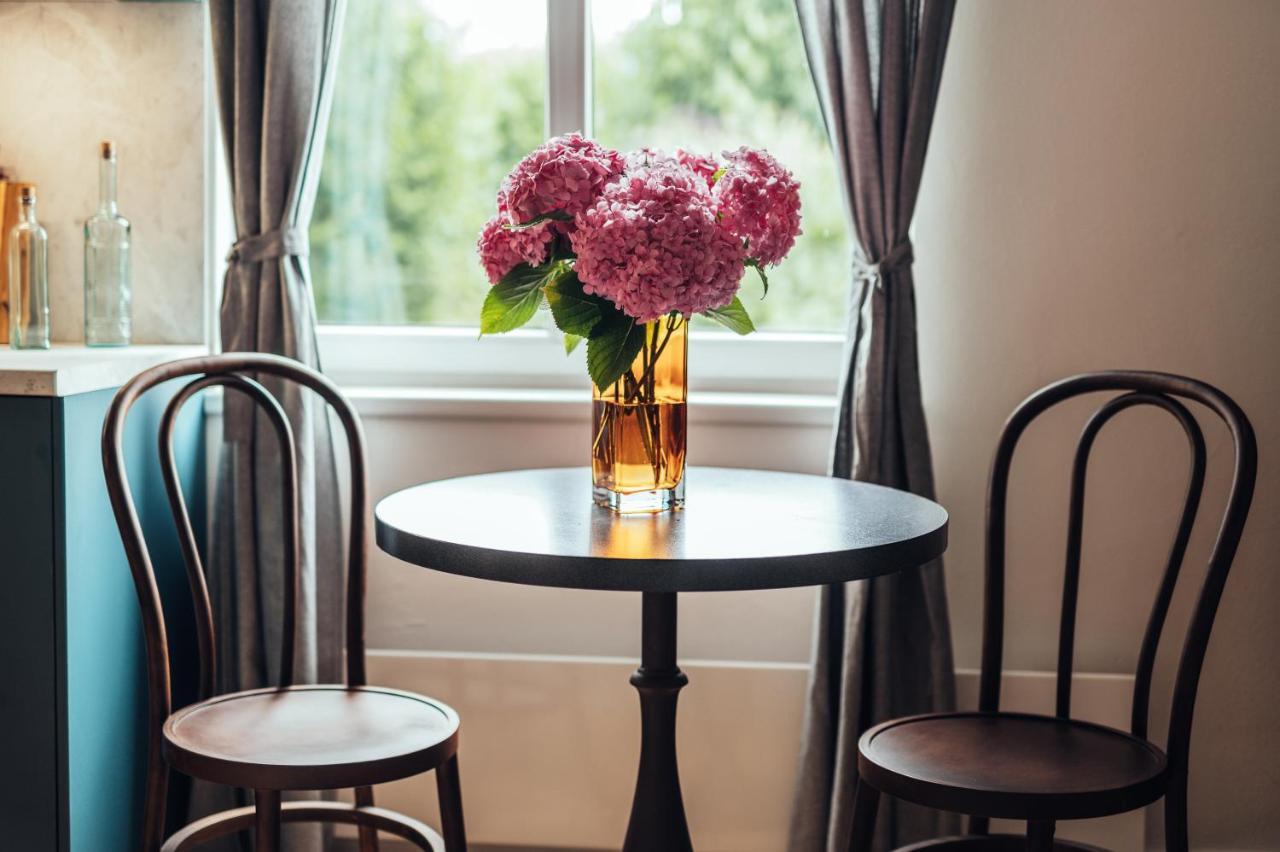 Olive Apartment Liepaja Exterior photo